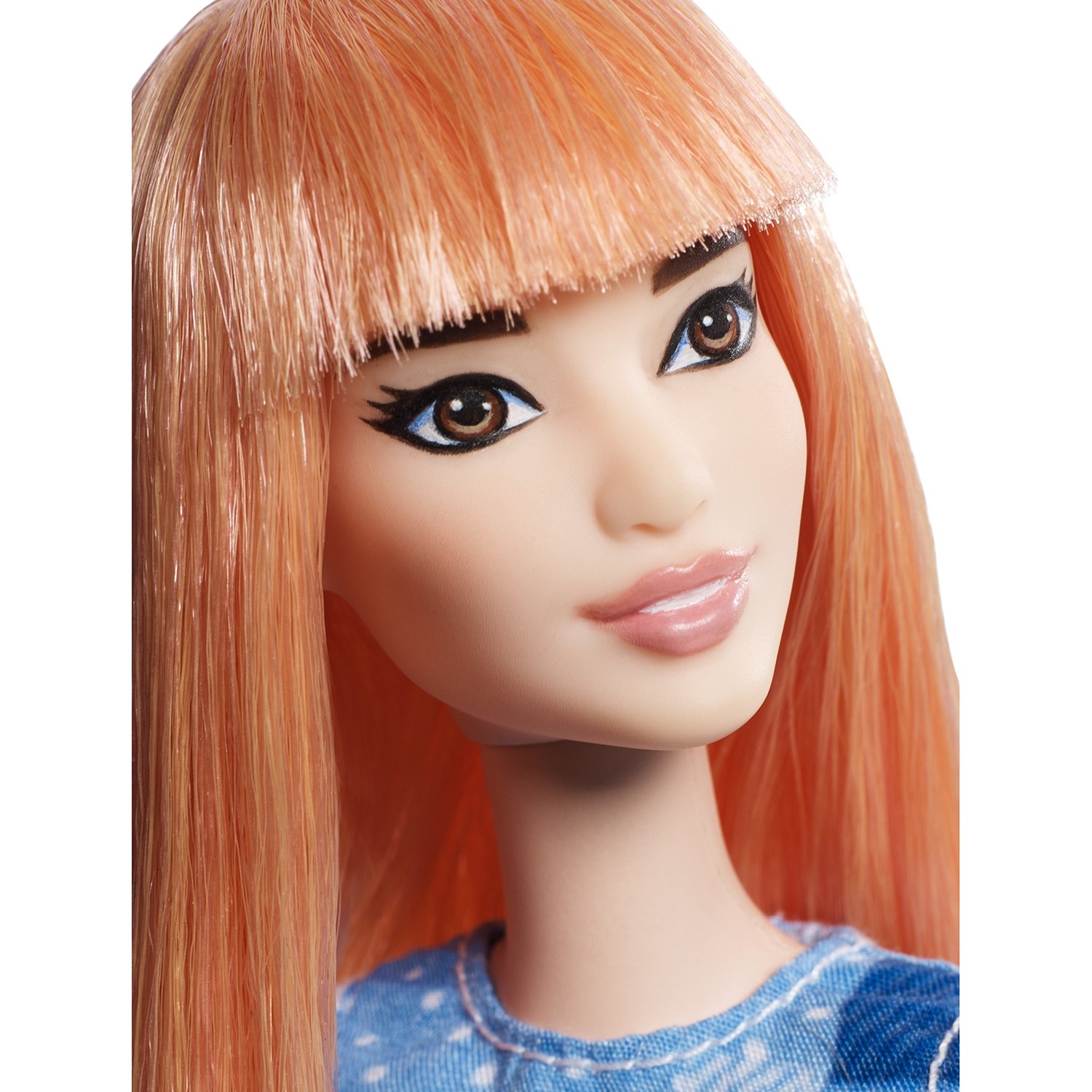 Кукла Barbie DYY90 Игра с модой.