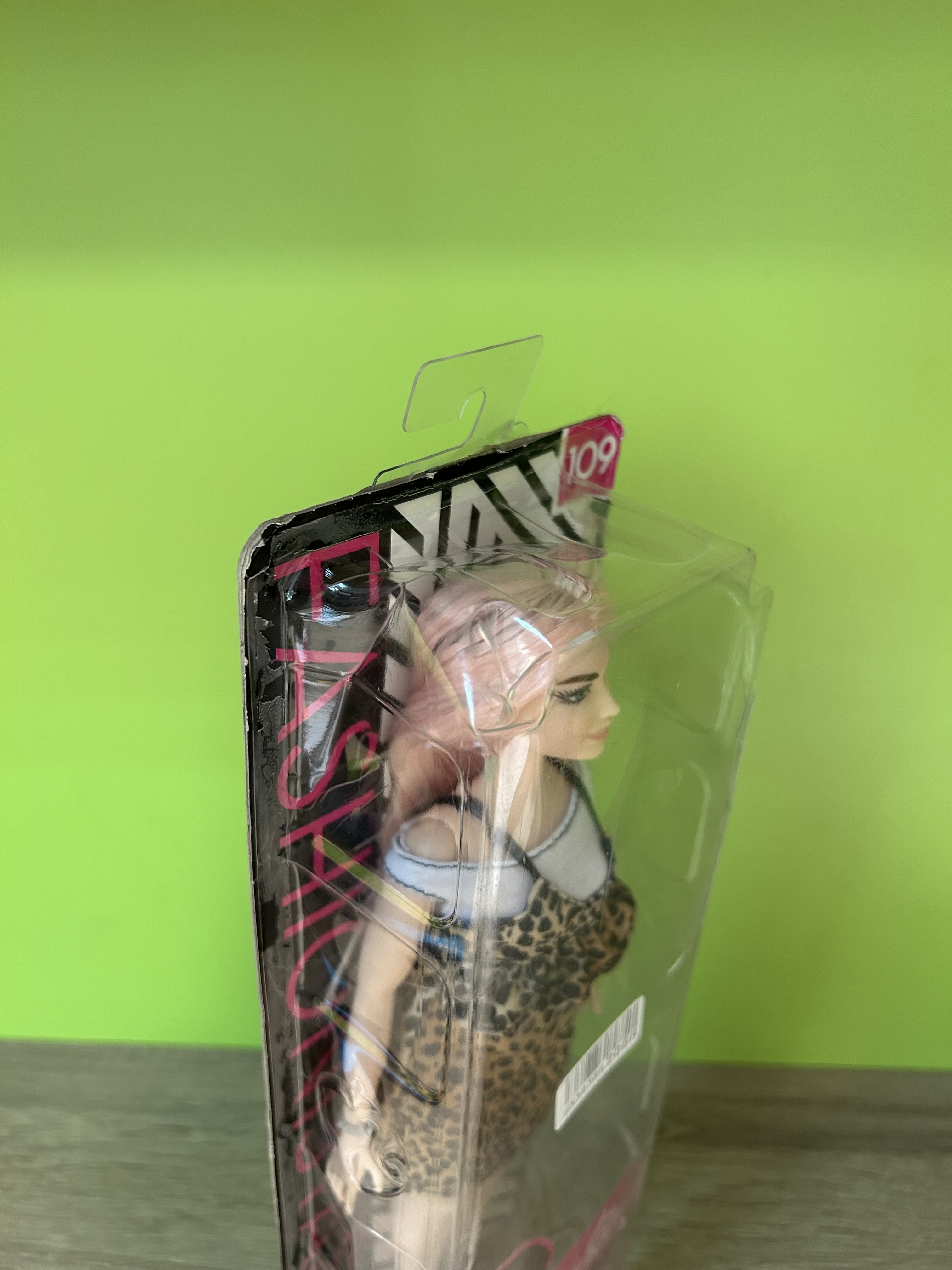 Кукла Barbie FXL49-SH Игра с модой 109