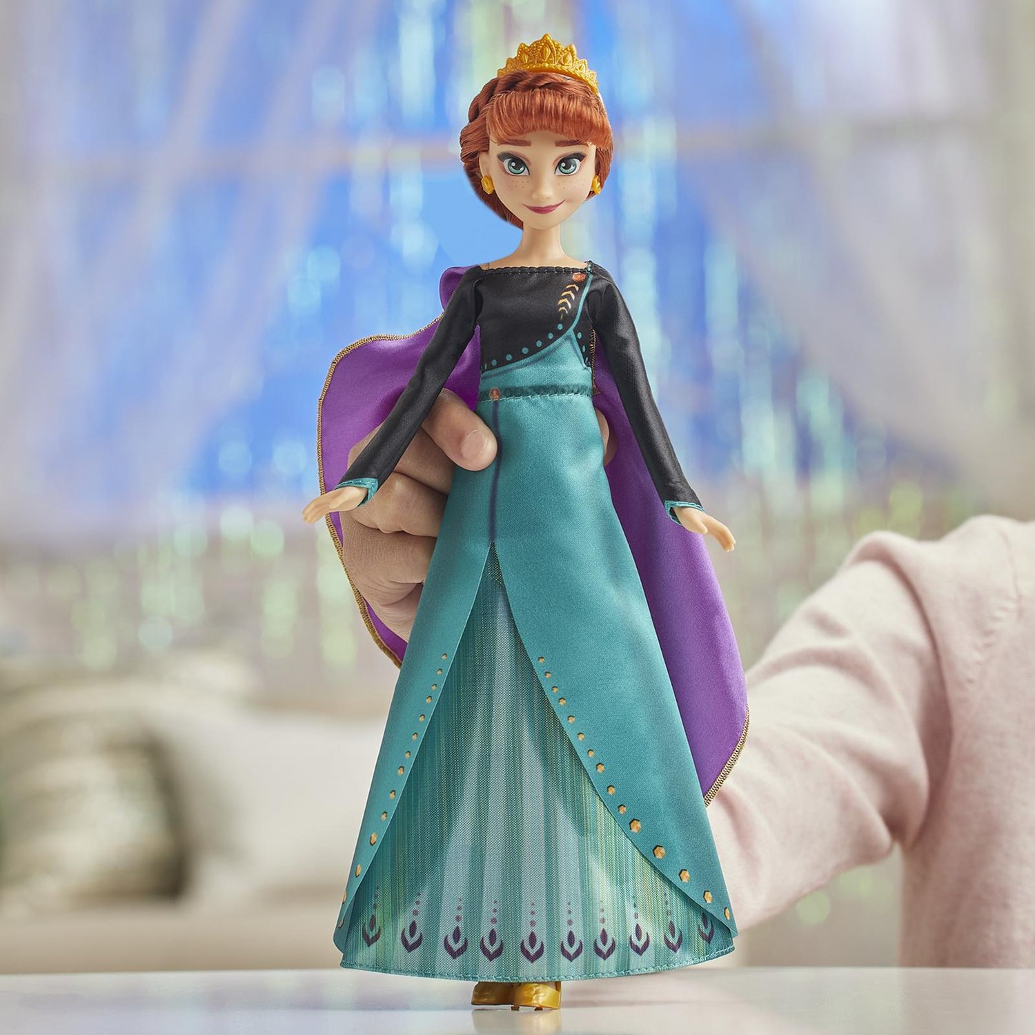 Кукла Disney Frozen E8881 Холодное Сердце 2 Поющая Анна