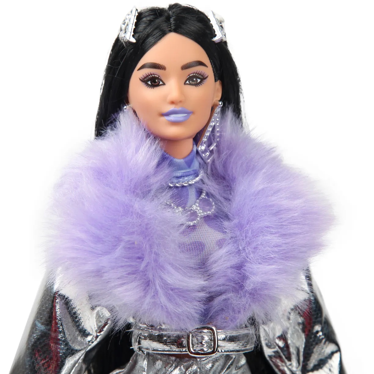 Кукла Barbie HHN07 Экстра 15 в серебрянном платье
