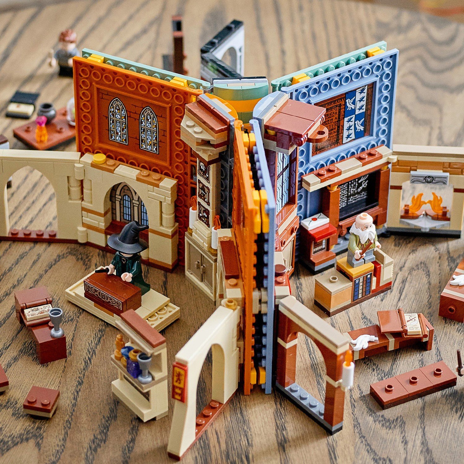 Lego Harry Potter 76385 Учёба в Хогвартсе: Урок заклинаний