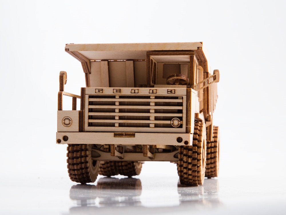 Сборная деревянная модель Baumi БЕЛАЗ 540А 1/35 арт.11001