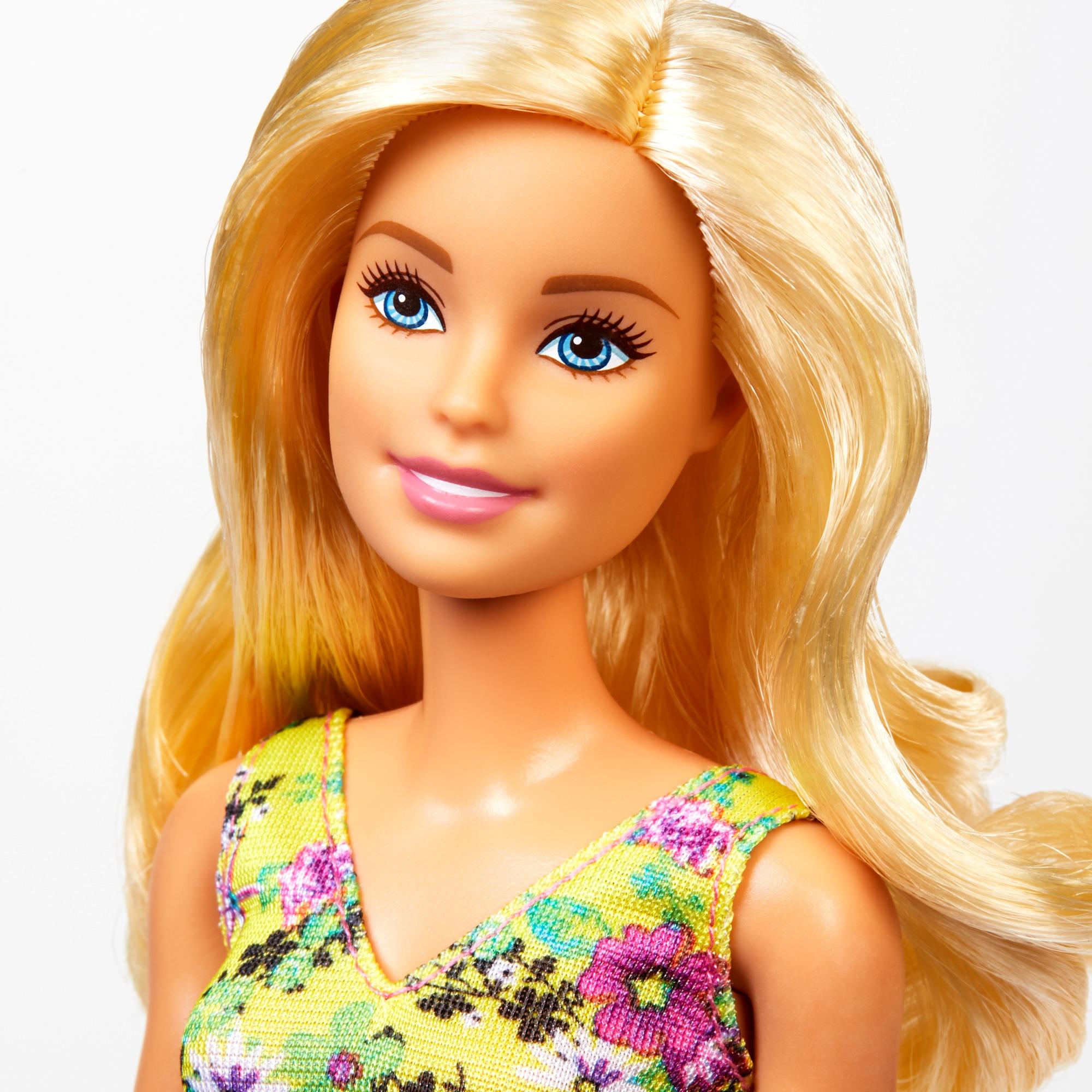 Набор Barbie GBK12 Раскладной гардероб