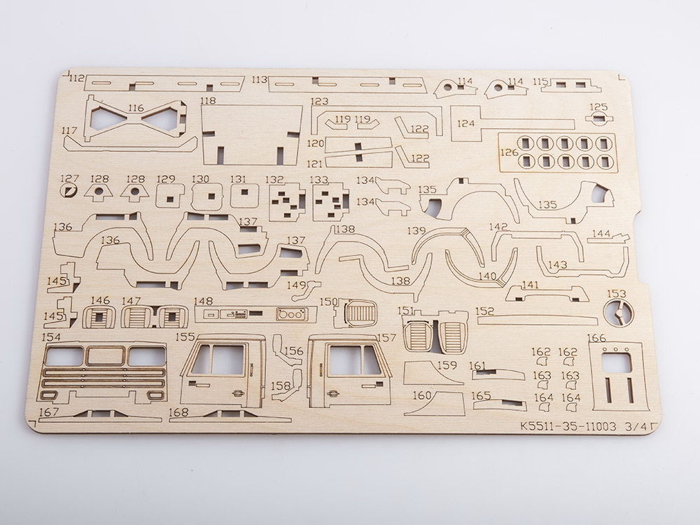 Сборная деревянная модель Baumi КАМАЗ-5511 1/35 арт.11003