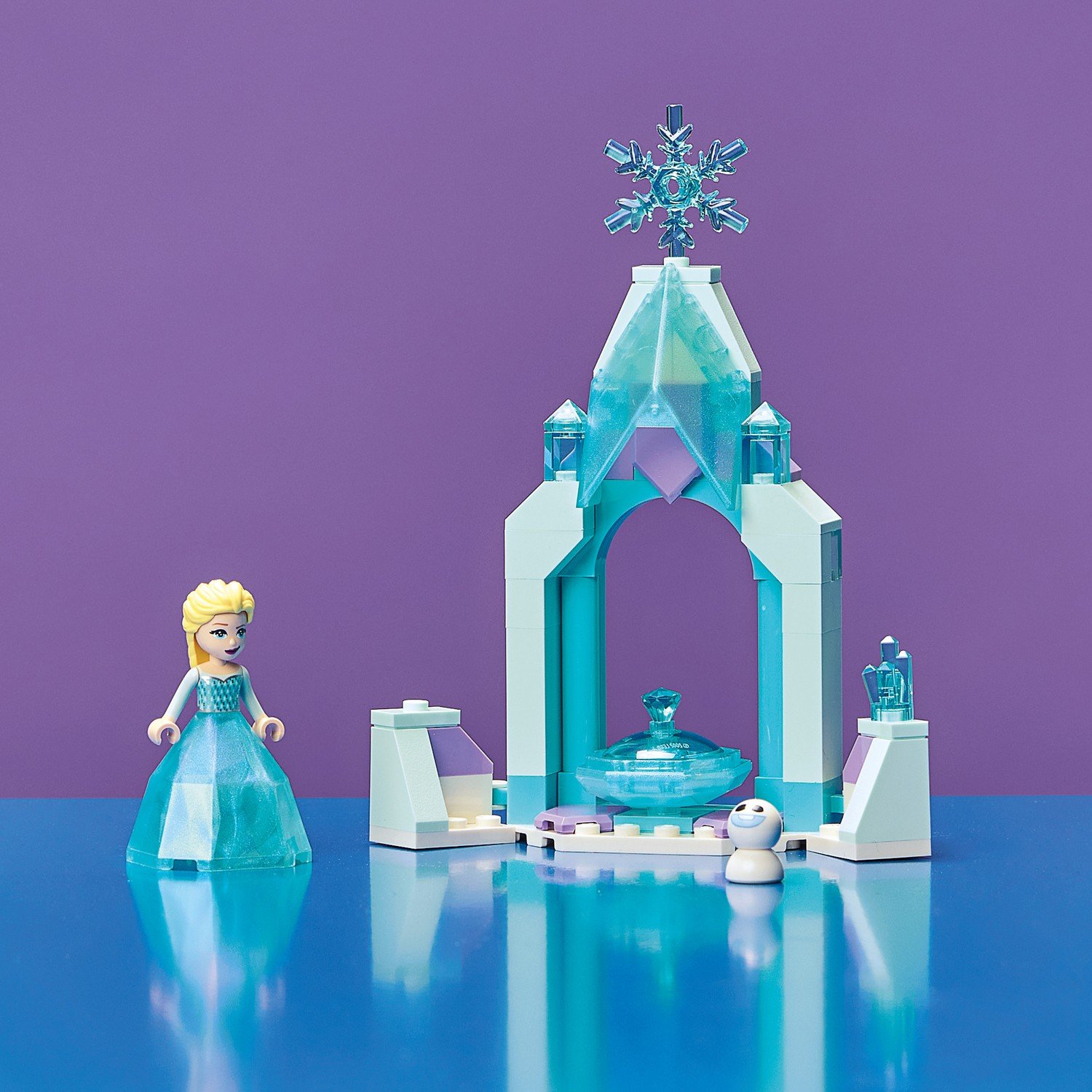 Lego Disney Princess 43199 Двор замка Эльзы