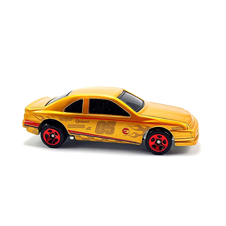 Машинка Hot Wheels W4117 Color Shifters T-bird Stocker