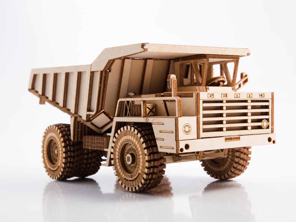 Сборная деревянная модель Baumi БЕЛАЗ 540А 1/35 арт.11001